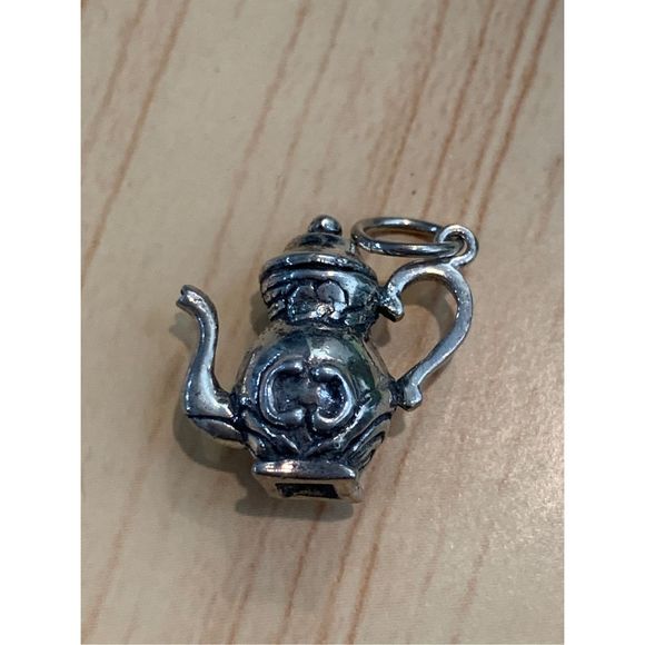 .925 Vintage Victorian Coffee Pot Sterling Silver Jewelry Charm - Picture 6 of 7